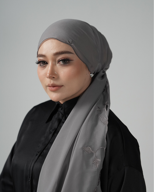 AMARA SHAWL - SMOKE GREY