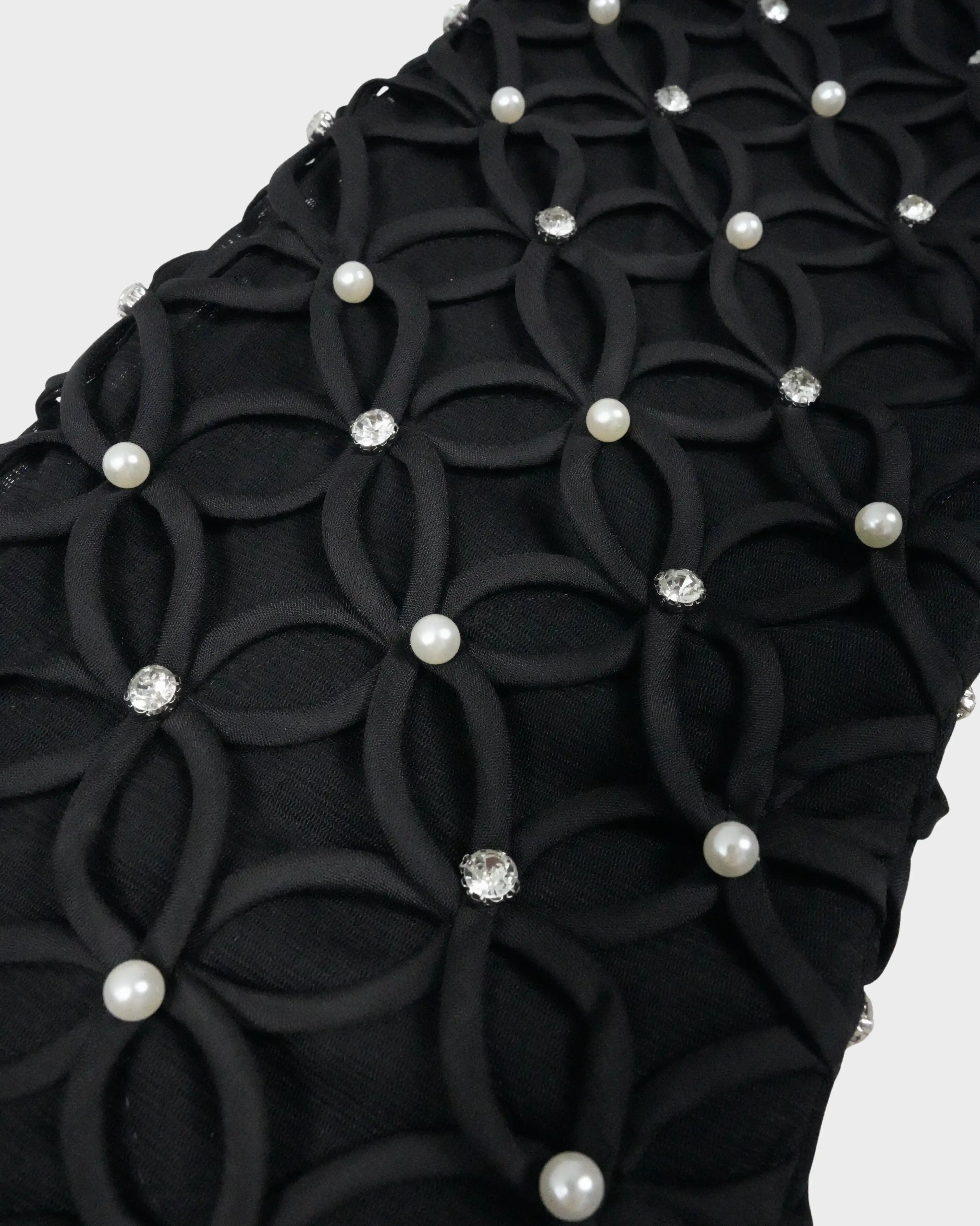 ARYAANA ABAYA - BLACK