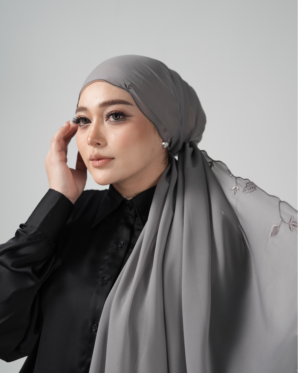 AMARA SHAWL - SMOKE GREY