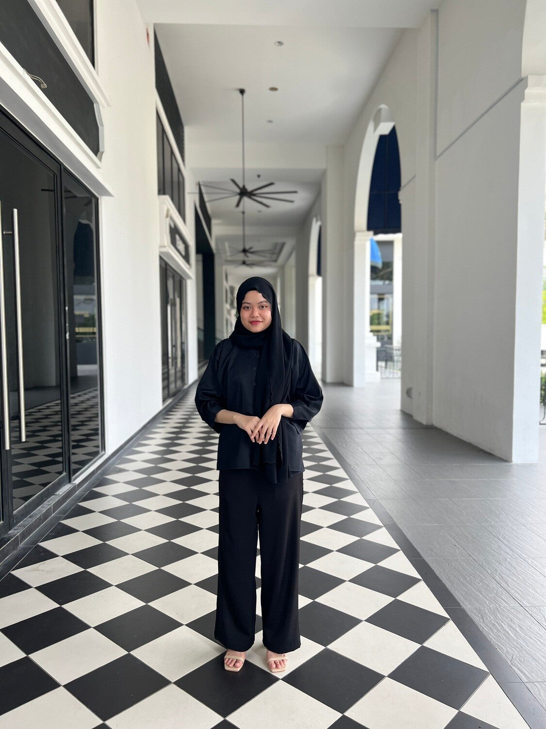 HIGH WAIST PANTS - BLACK