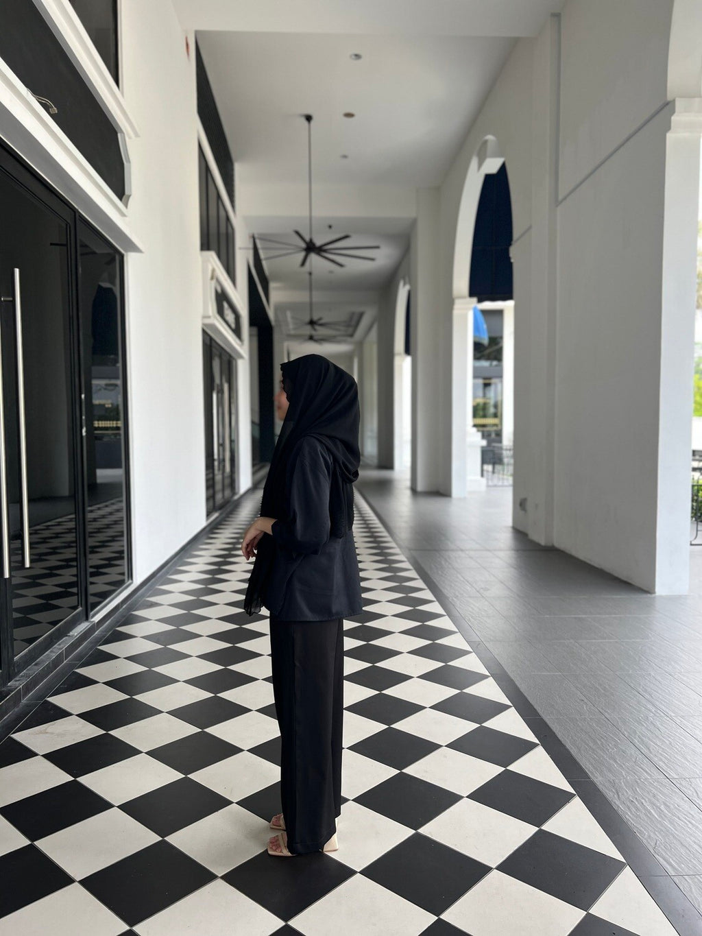 HIGH WAIST PANTS - BLACK