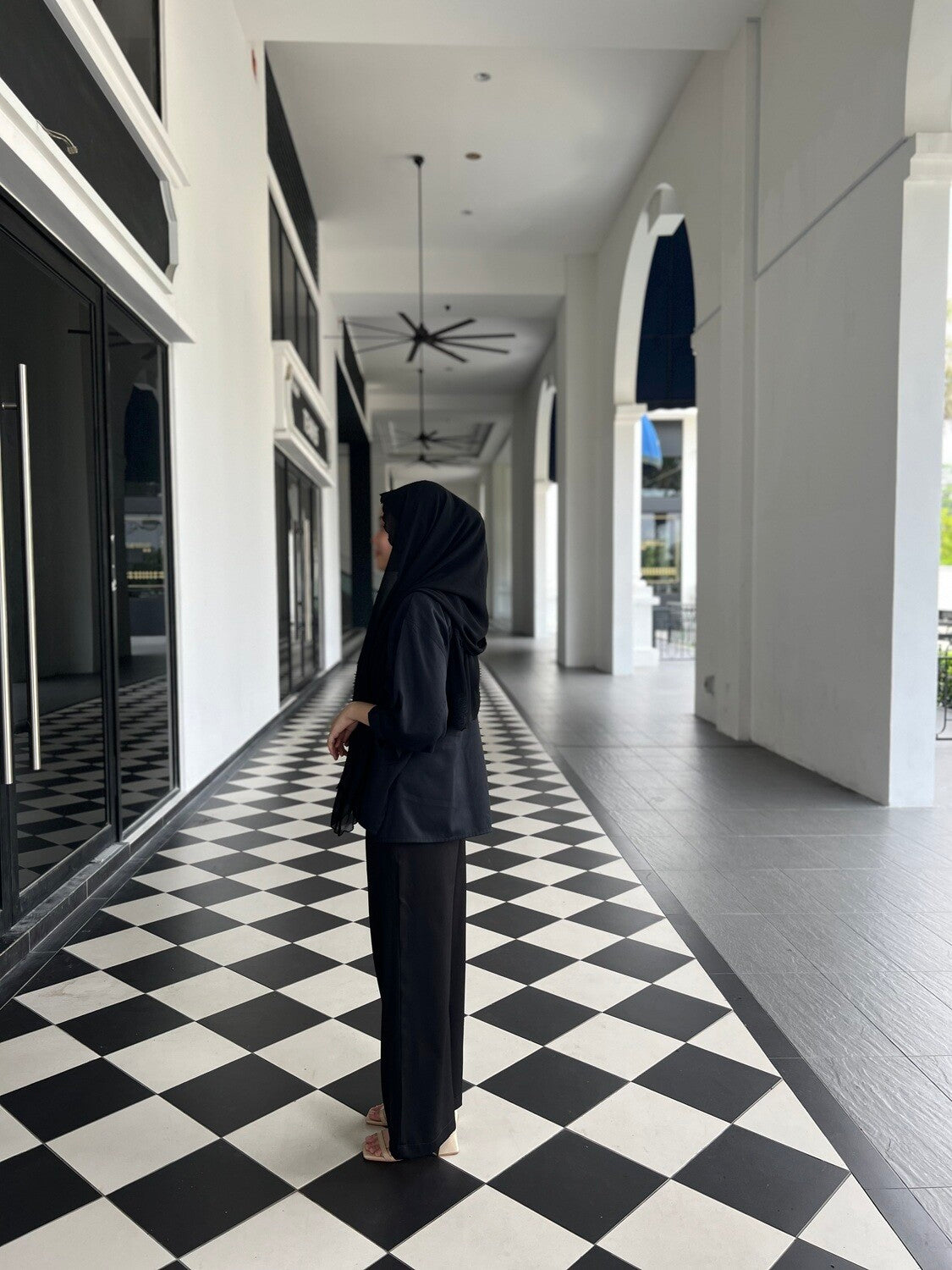HIGH WAIST PANTS - BLACK
