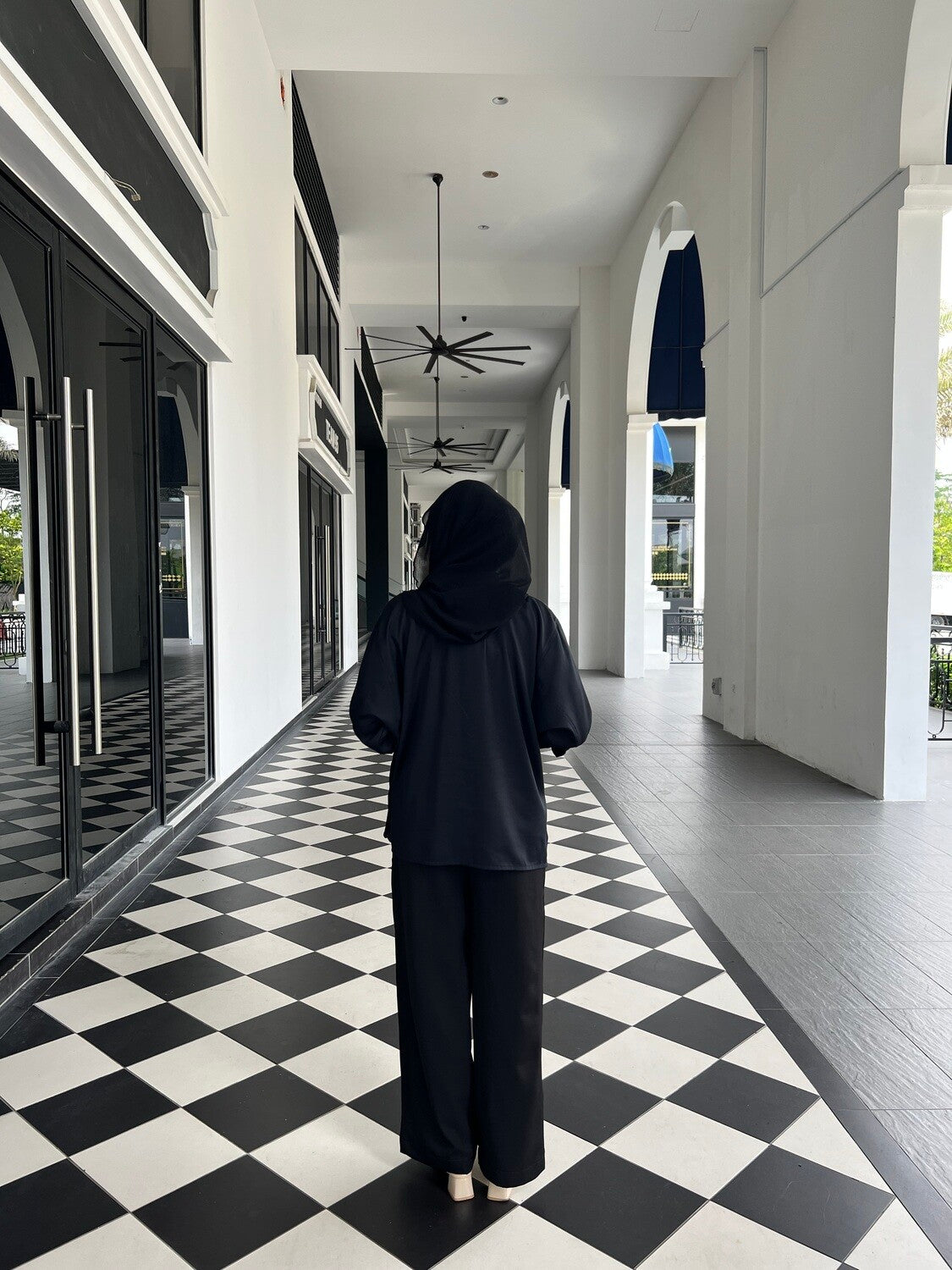 HIGH WAIST PANTS - BLACK