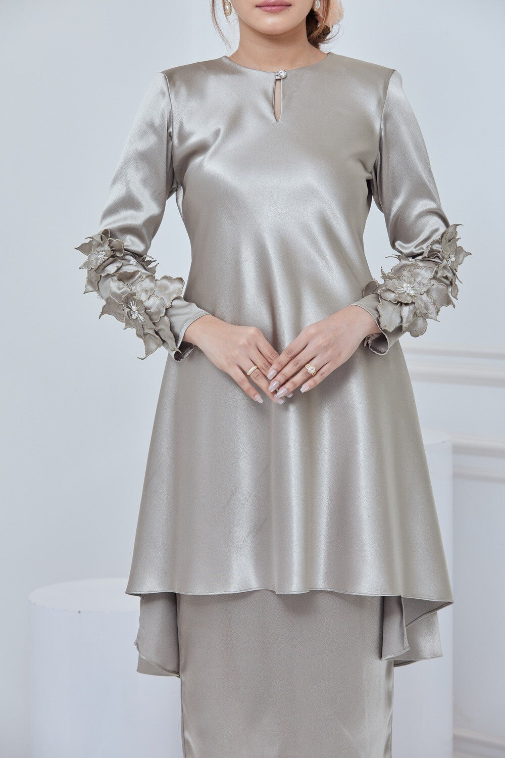 ANGGUN SERIES - SILVER GREY