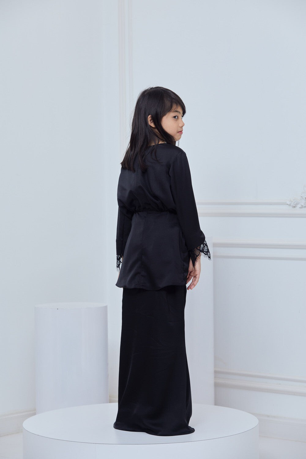 SOFEAS ERINA - KIDS  BLACK