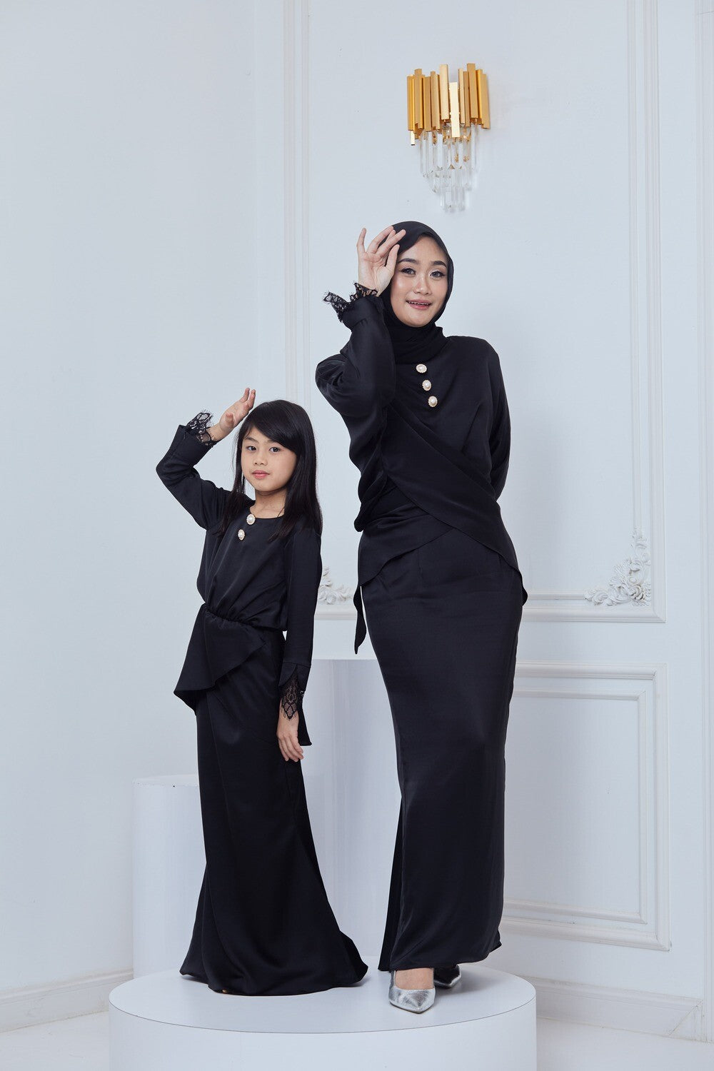 SOFEAS ERINA KIDS - BLACK