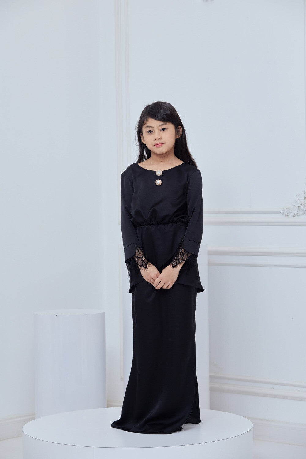 SOFEAS ERINA KIDS - BLACK
