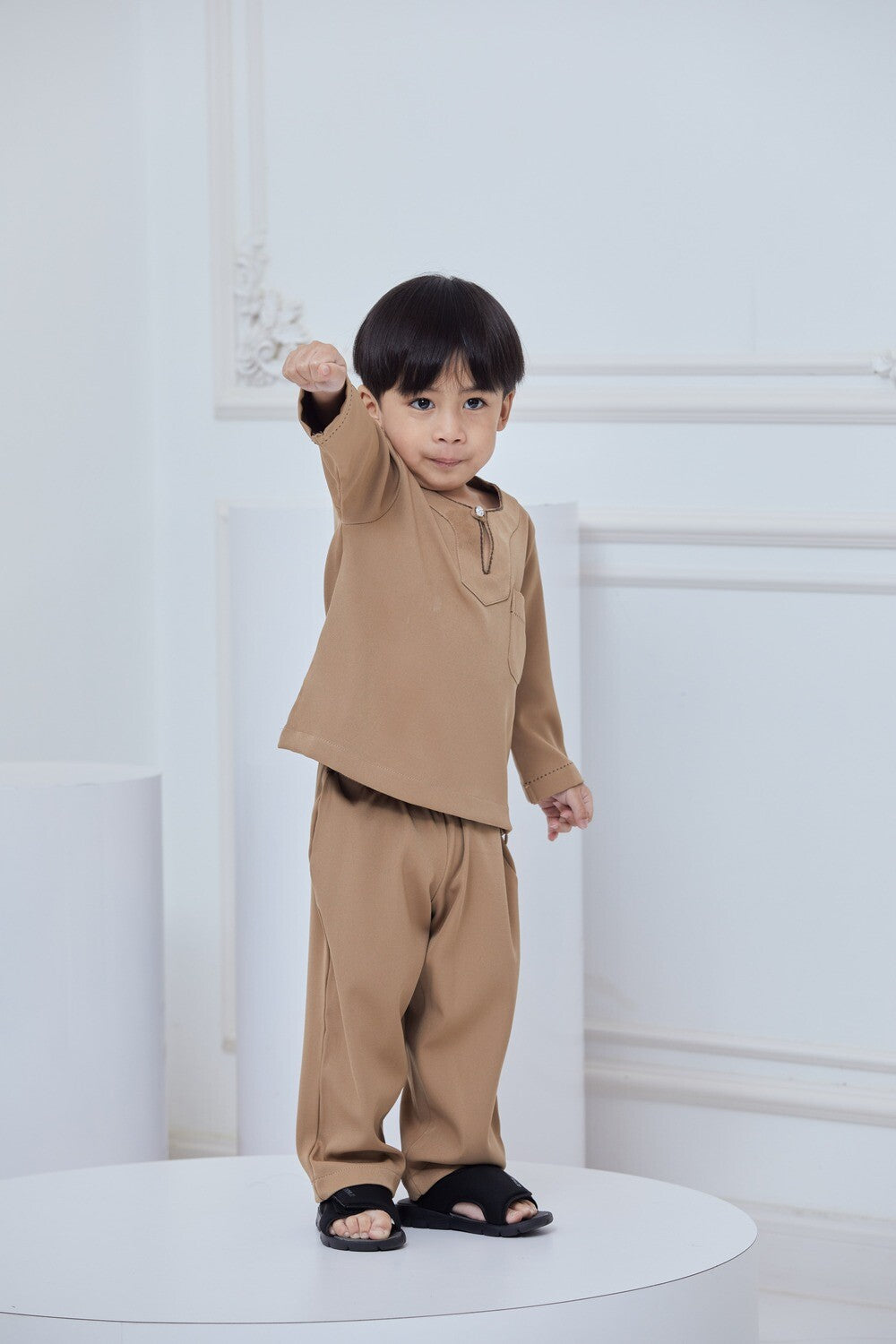 TELUK BELANGA - KIDS NUDE