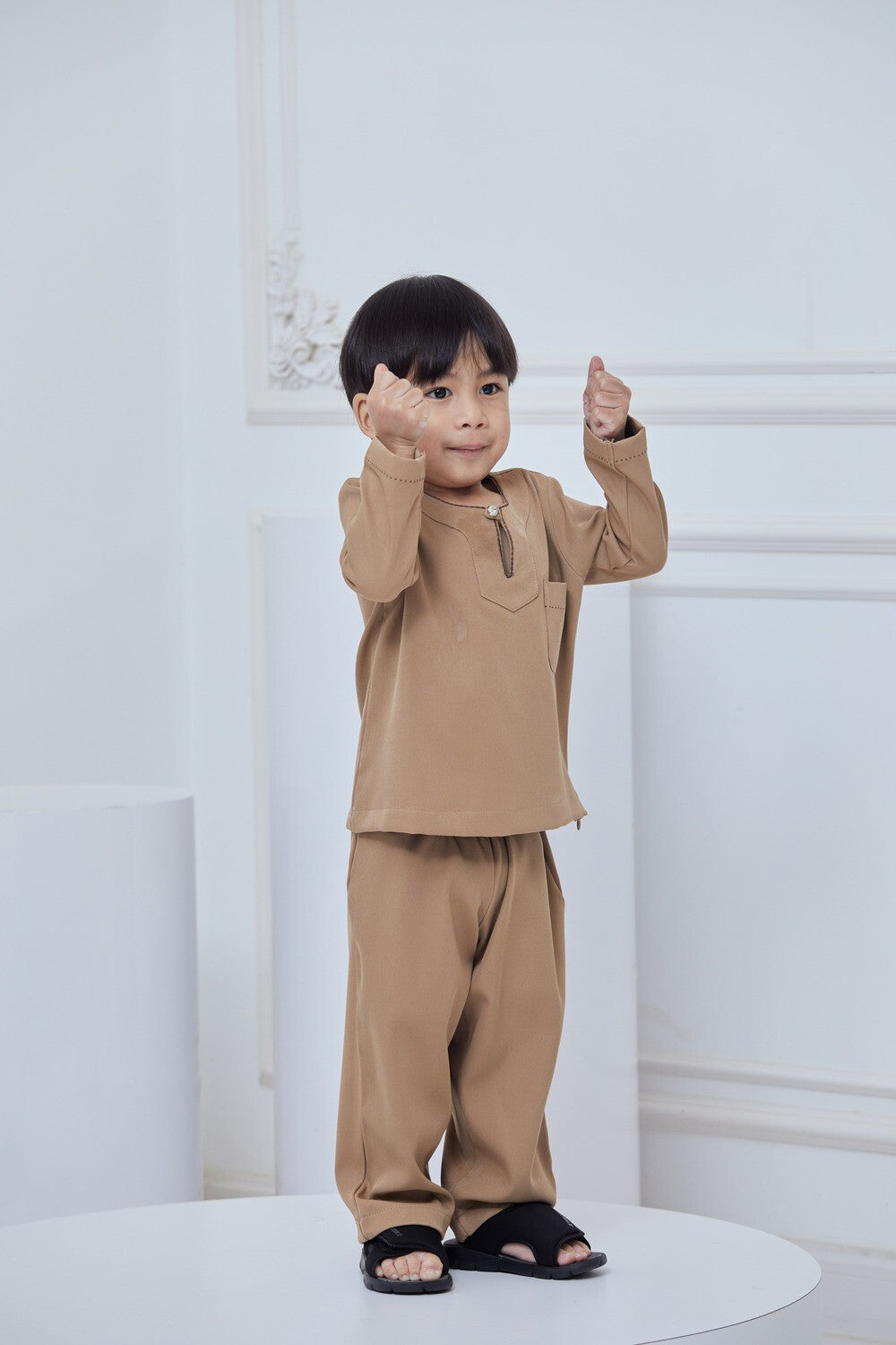 TELUK BELANGA - KIDS NUDE
