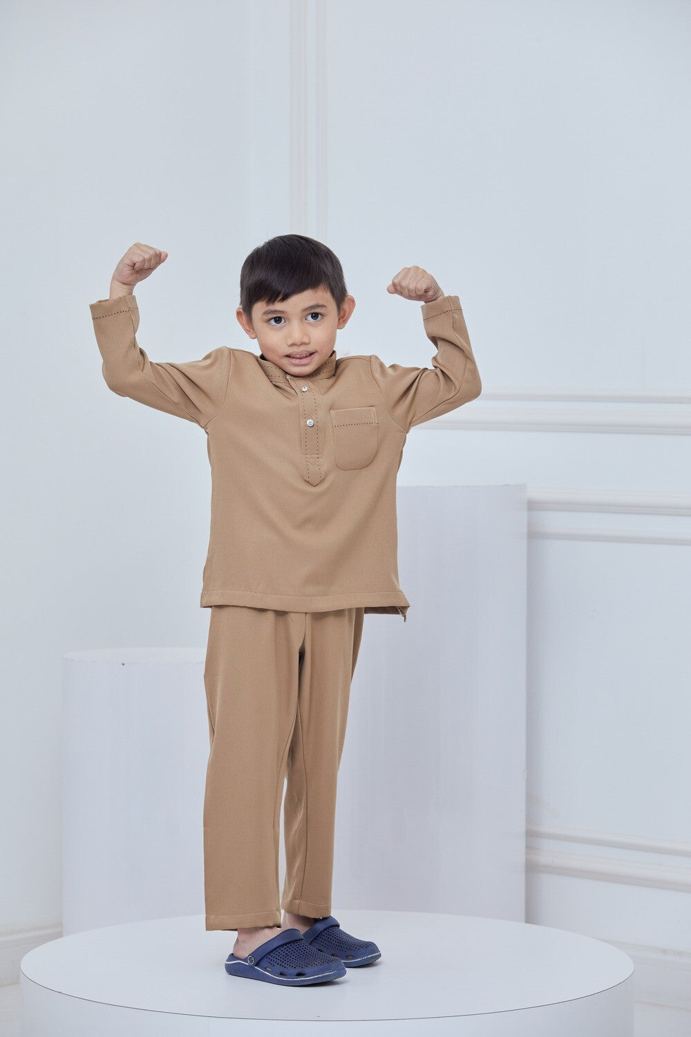CEKAK MUSANG - KIDS NUDE