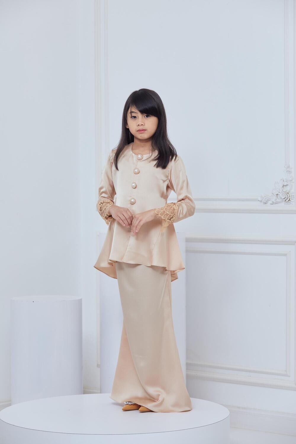 SOFEAS IESYA KIDS - NUDE CREAM