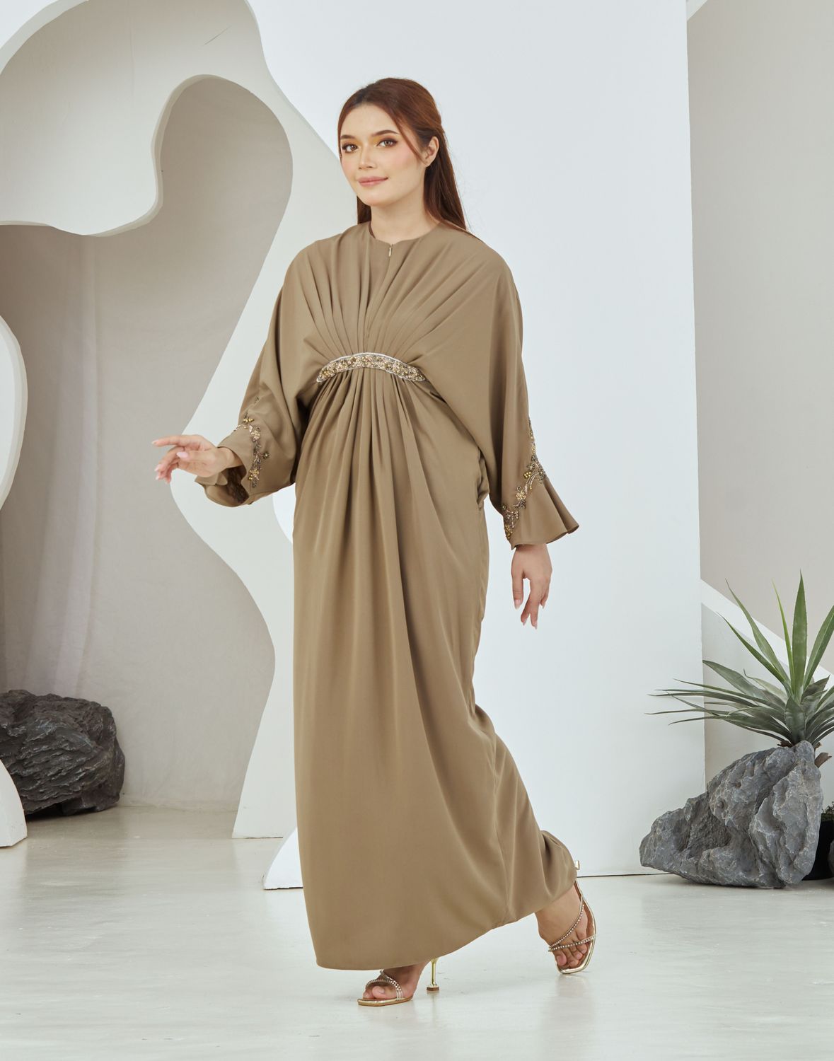 QAYRA CAFTAN -  OLIVE GREEN