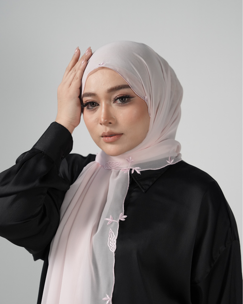 AMARA SHAWL - PETAL PINK