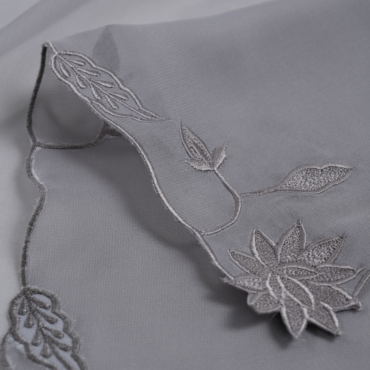 AMARA SHAWL - SMOKE GREY