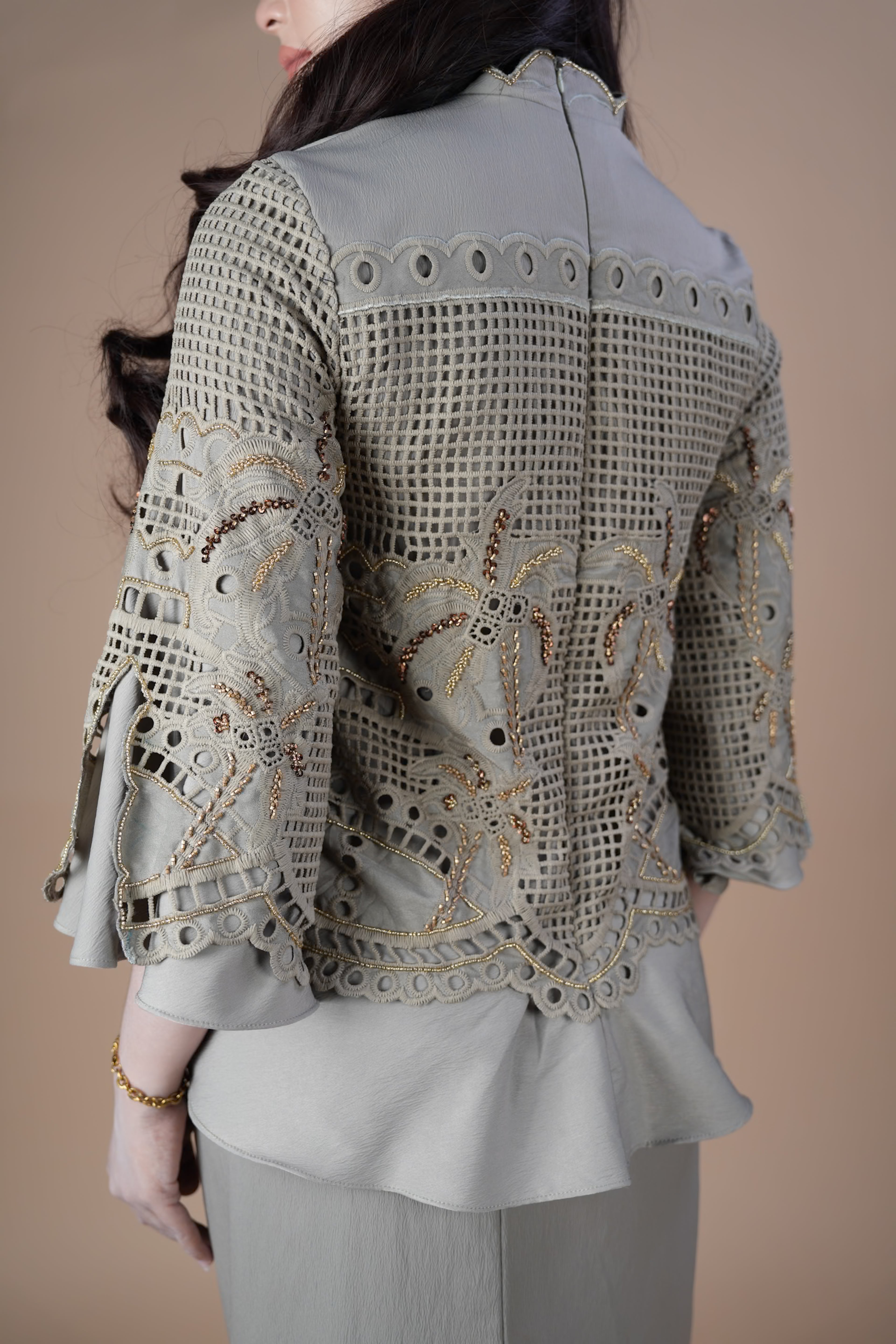 BAYU PALMA - GREYISH OLIVE