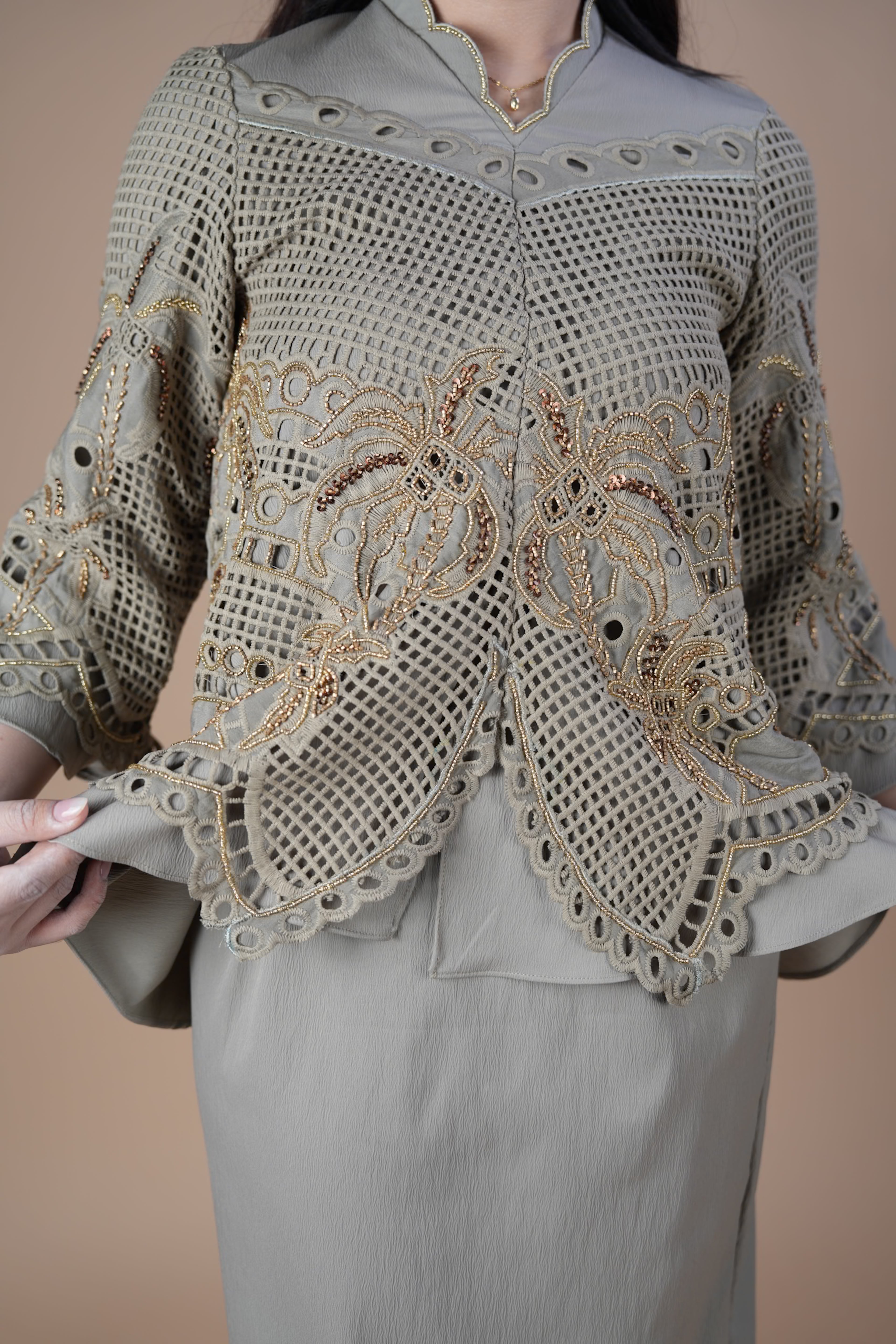 BAYU PALMA - GREYISH OLIVE