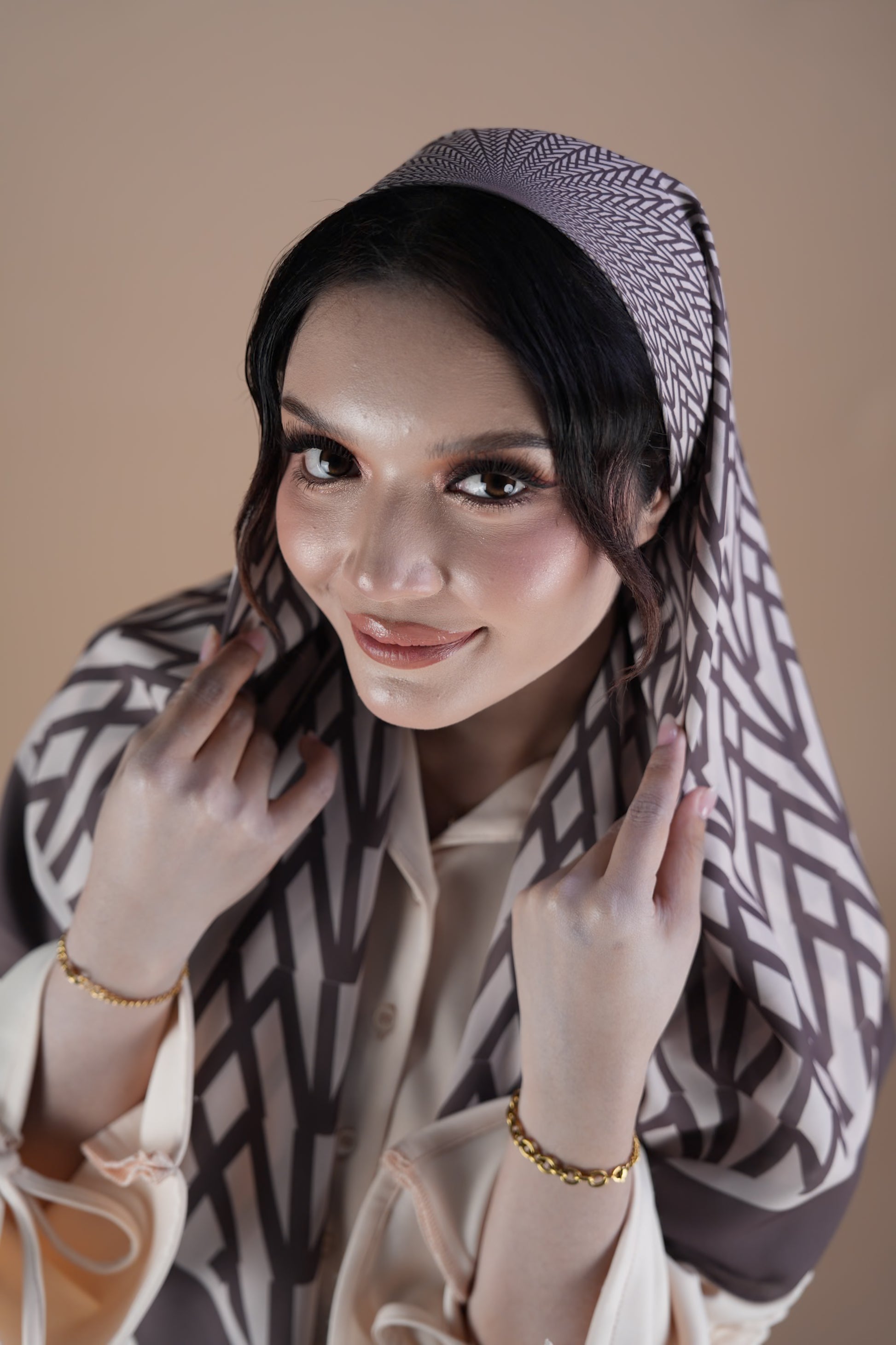 HYPNORIA - RUSSET BROWN