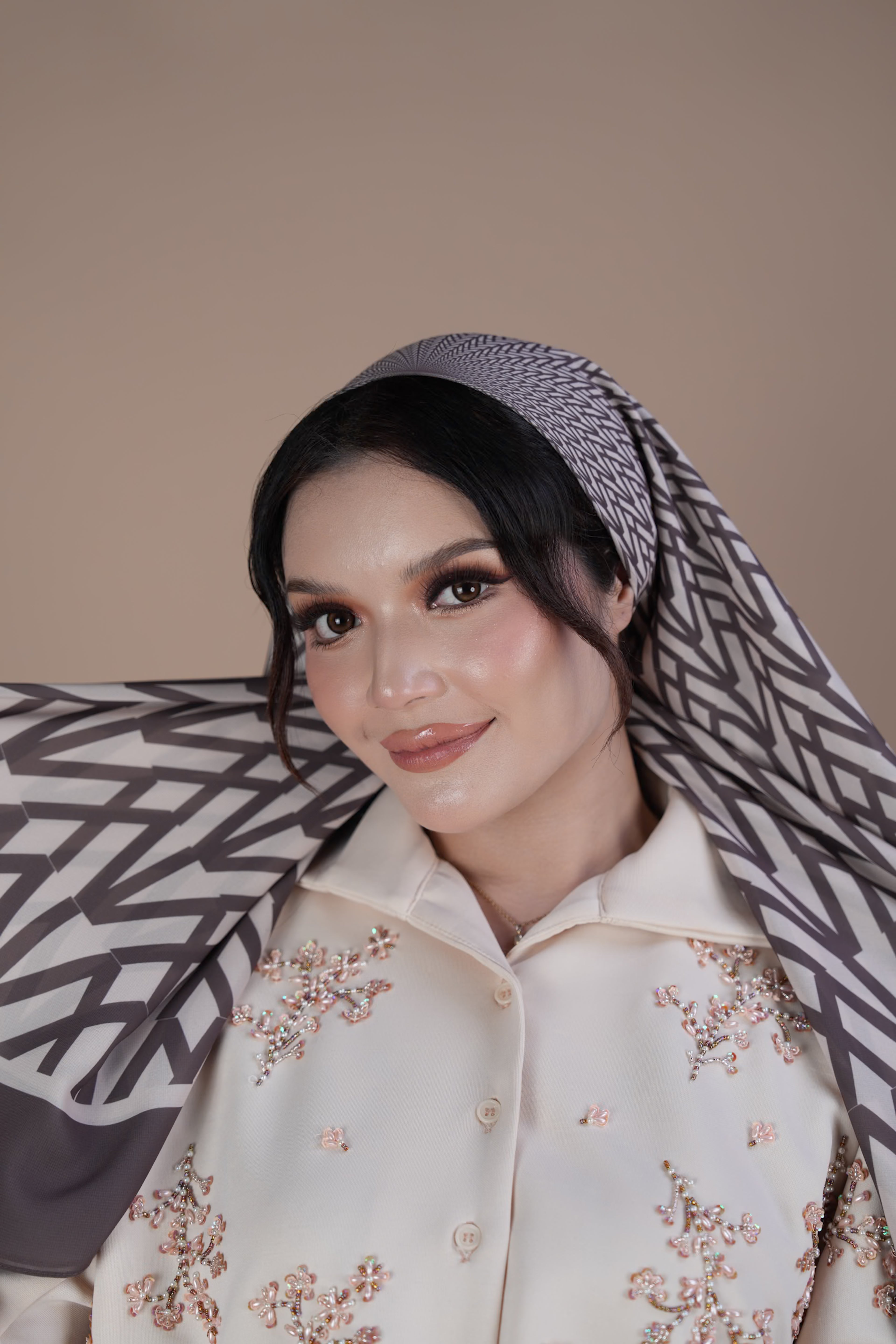 HYPNORIA - RUSSET BROWN