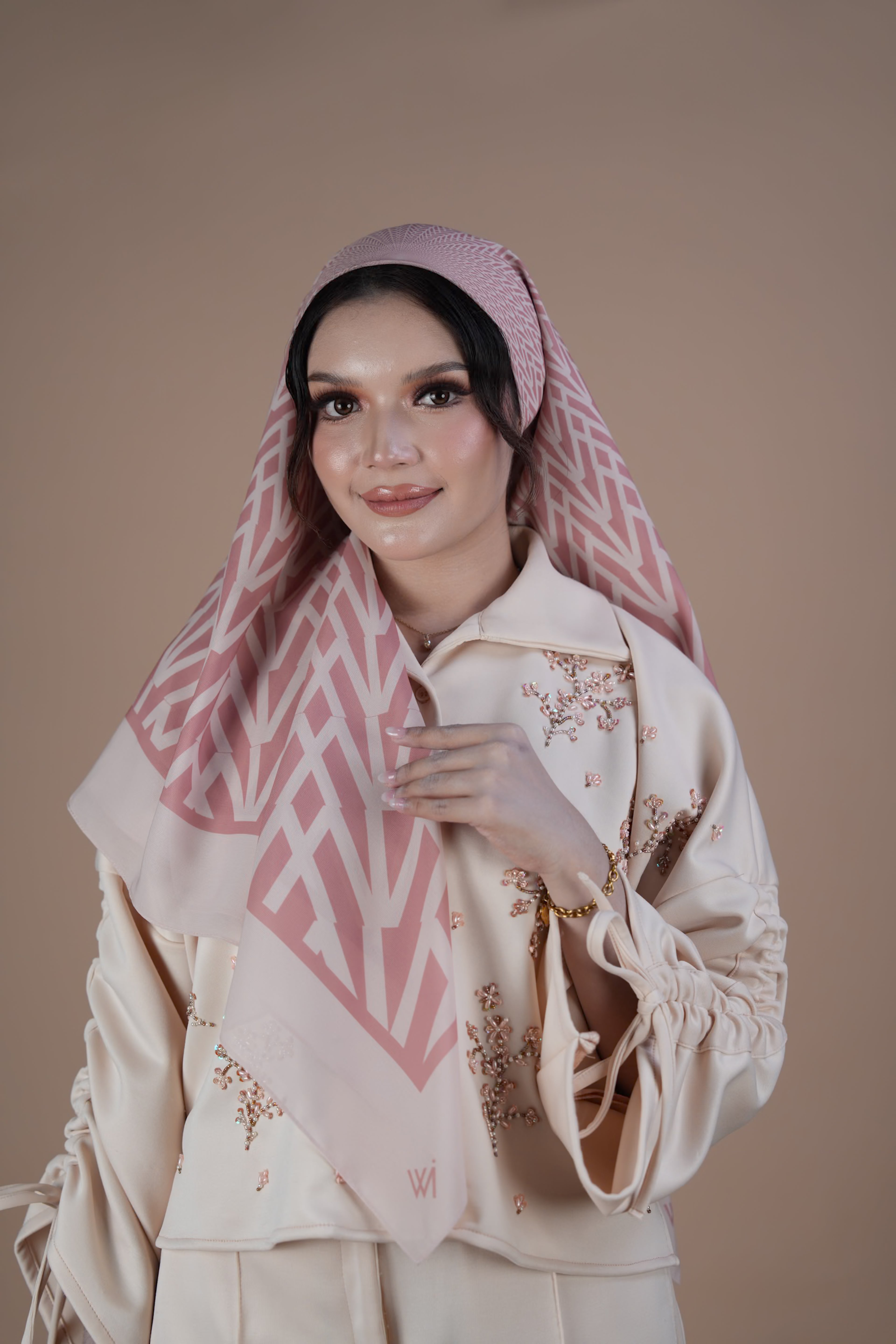 HYPNORIA - APRICOT PINK