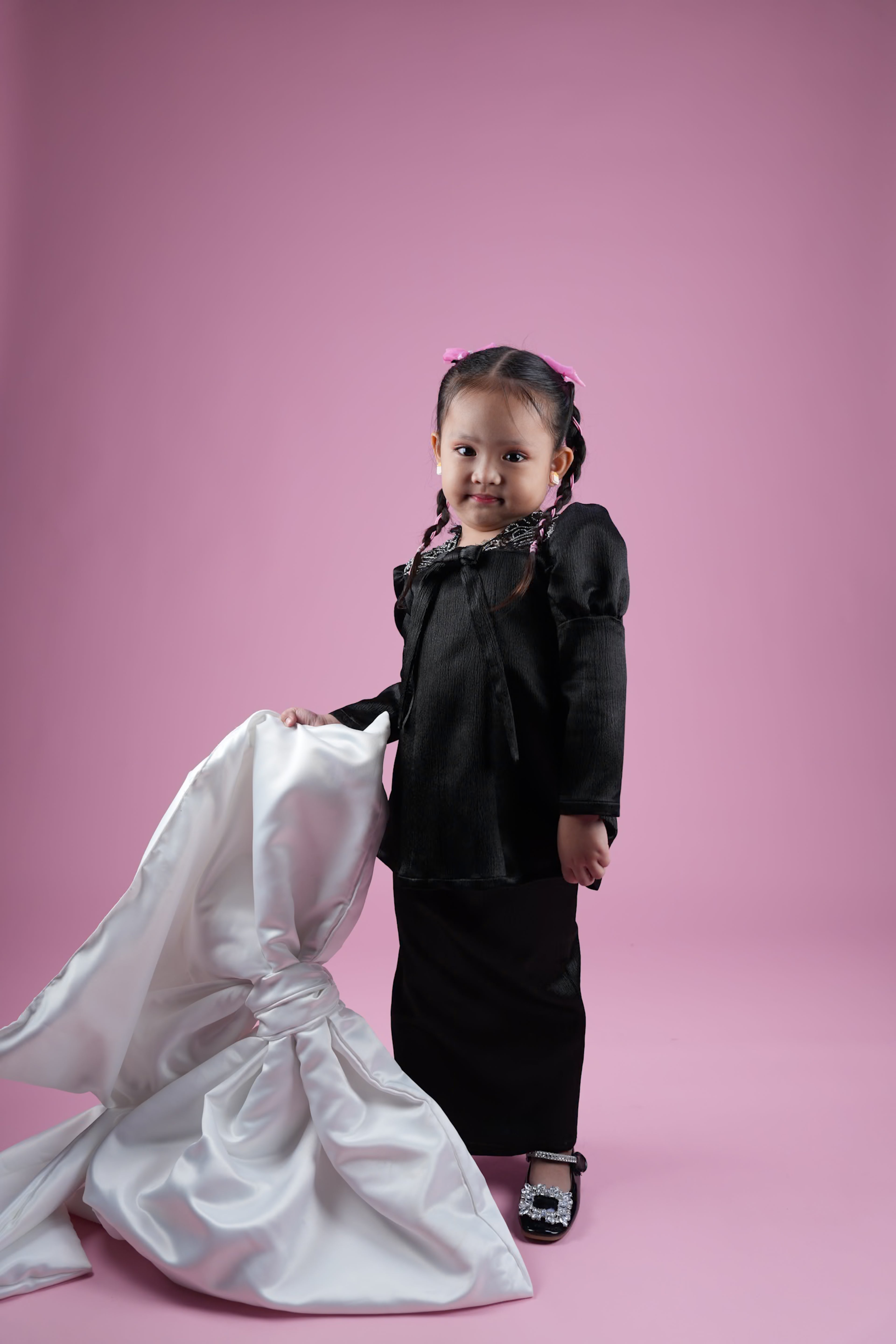 MEKAR MEWANGI KIDS - BLACK