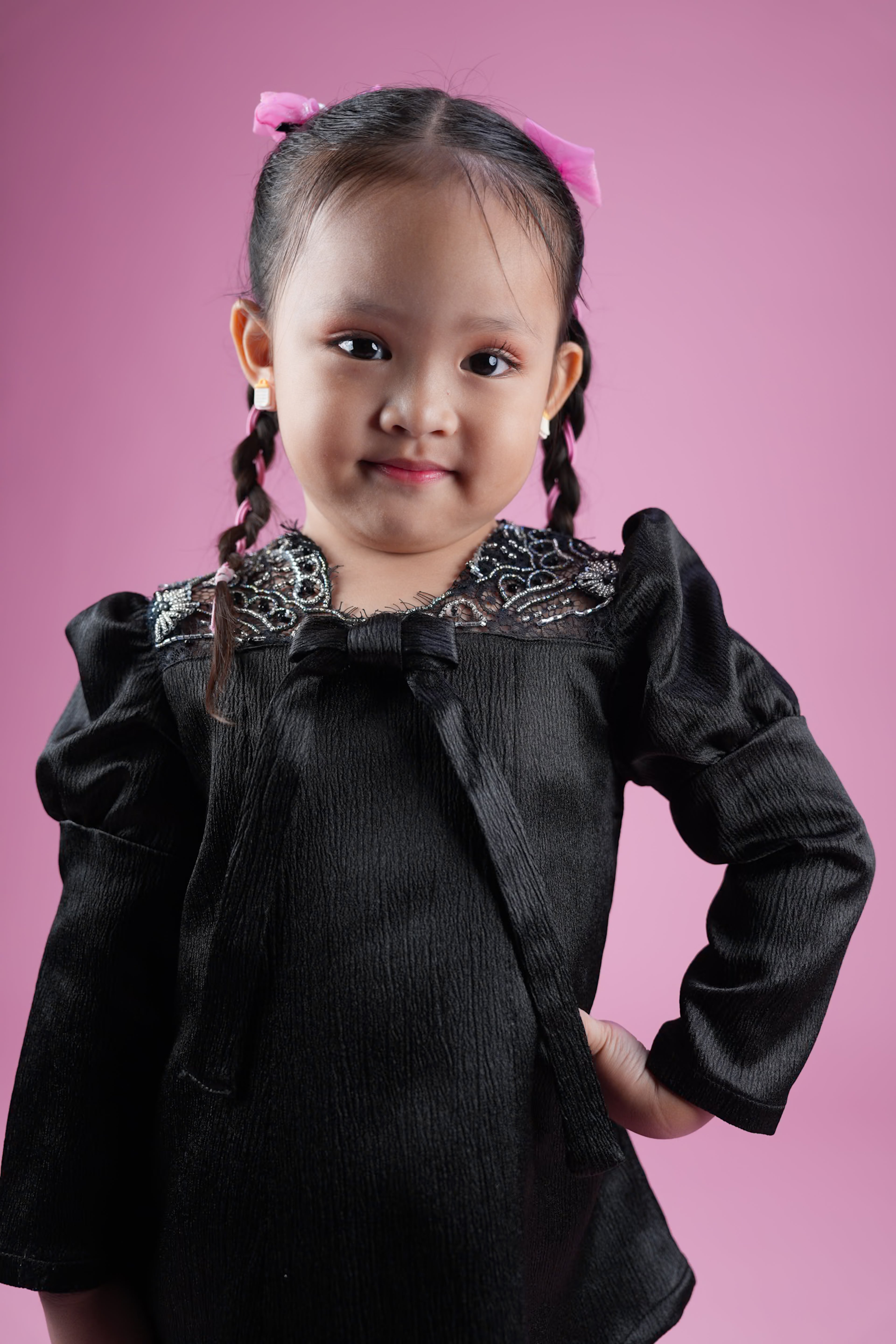 MEKAR MEWANGI KIDS - BLACK