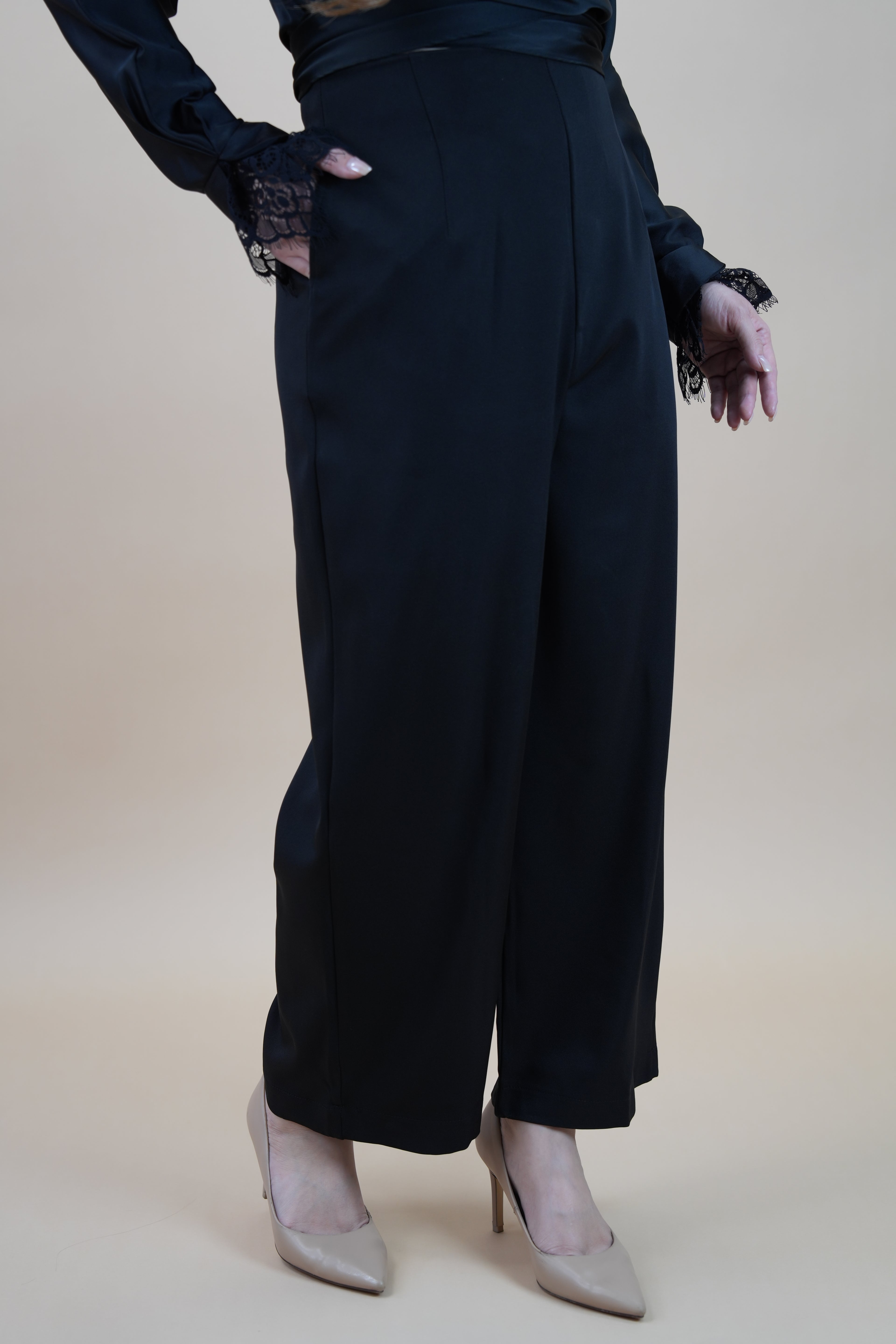 HIGH WAIST PANTS - BLACK