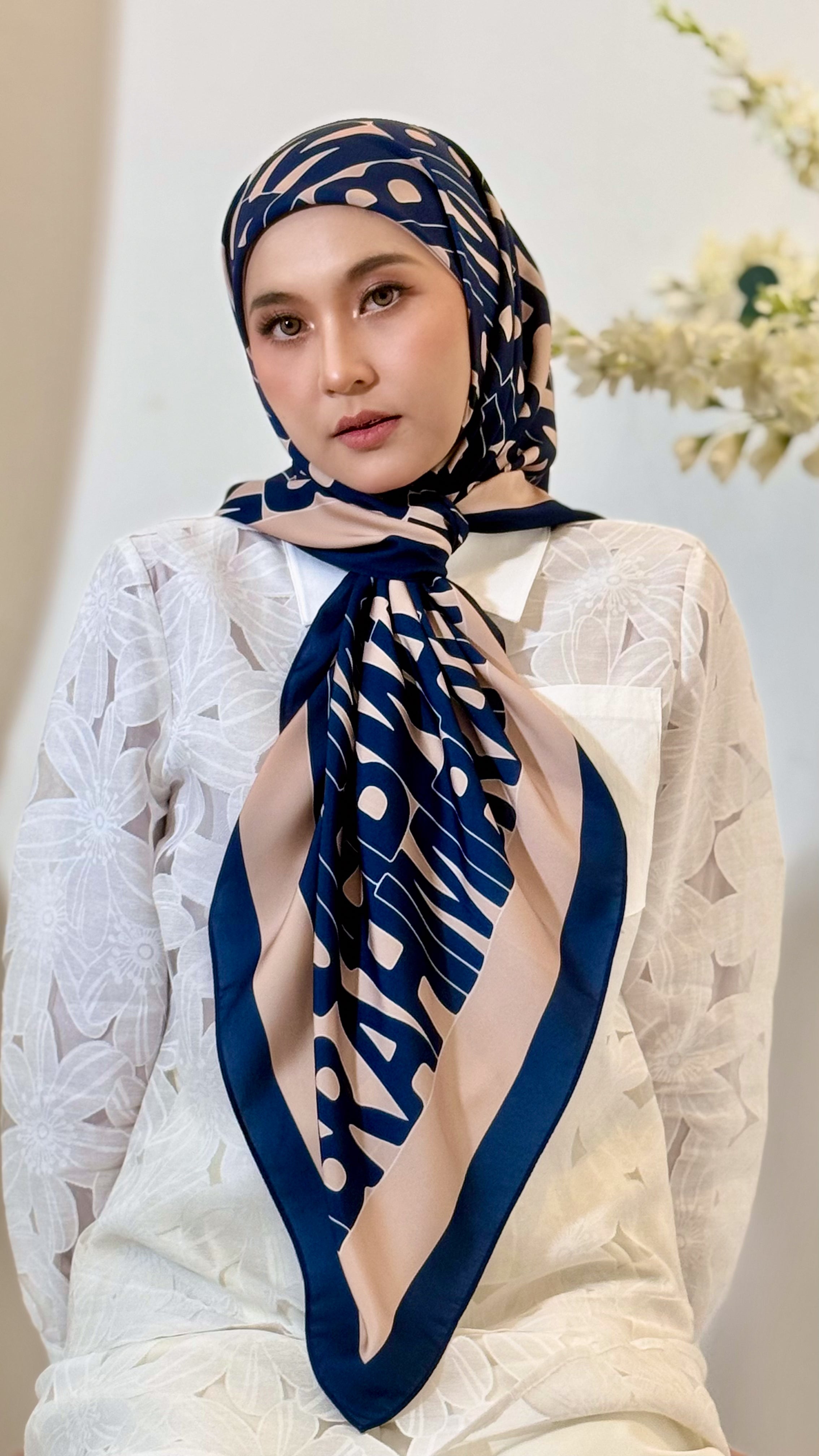 MONTSERA SCARF - PAGEANT BLUE