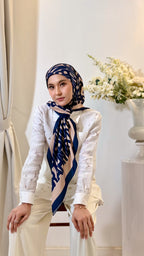 MONTSERA SCARF - PAGEANT BLUE