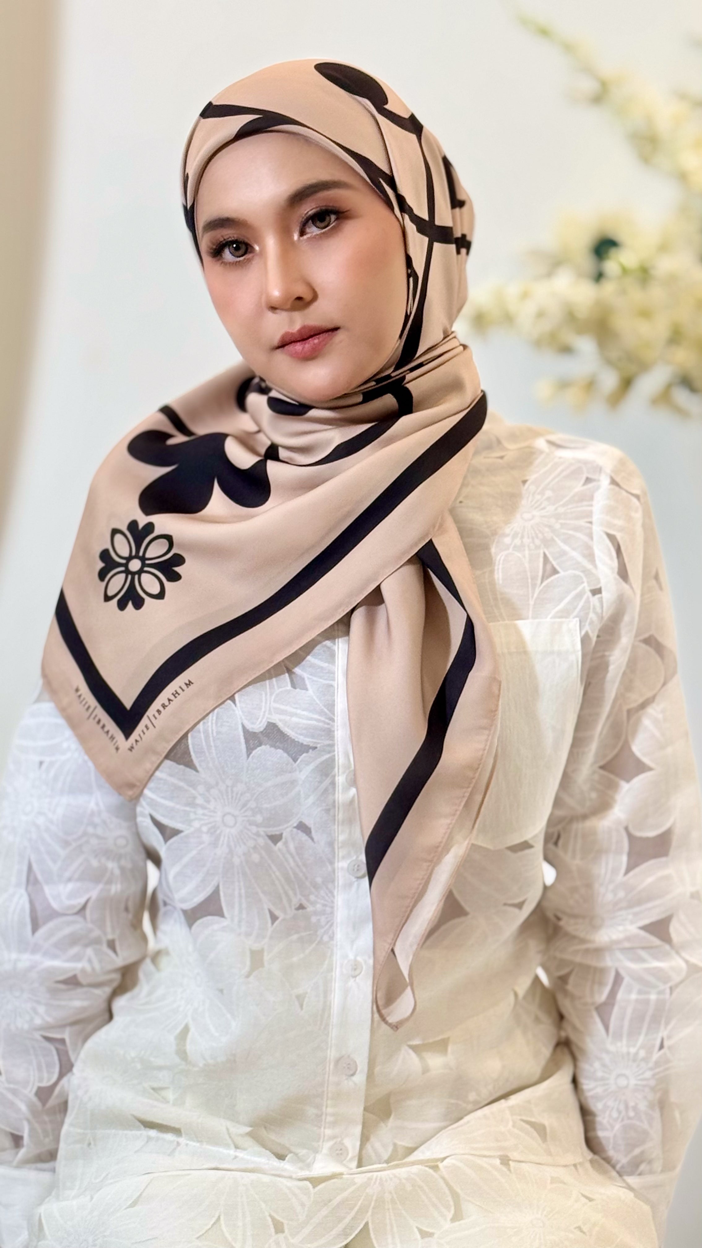 ELARIA SCARF - DOESKIN