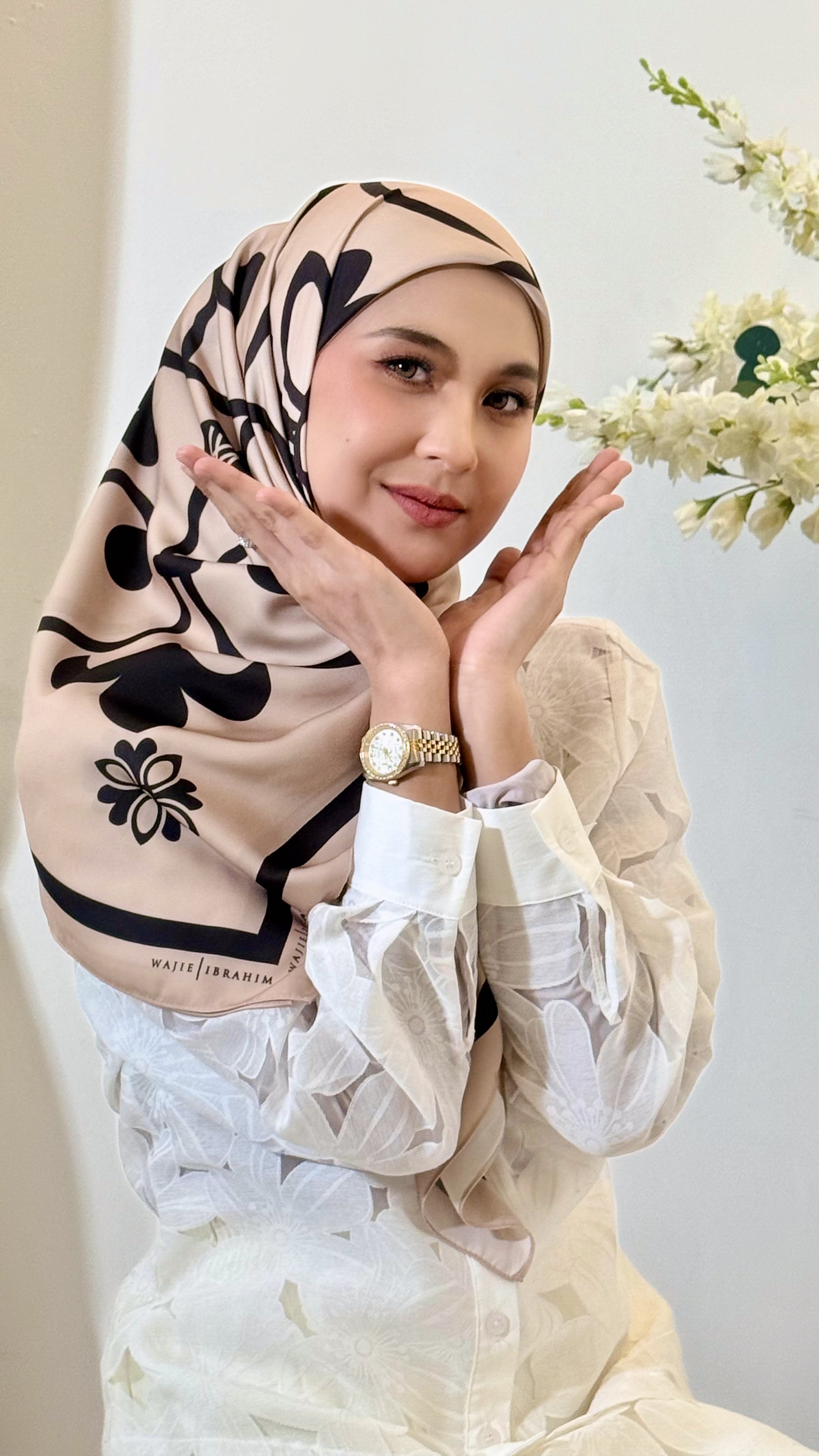 ELARIA SCARF - DOESKIN