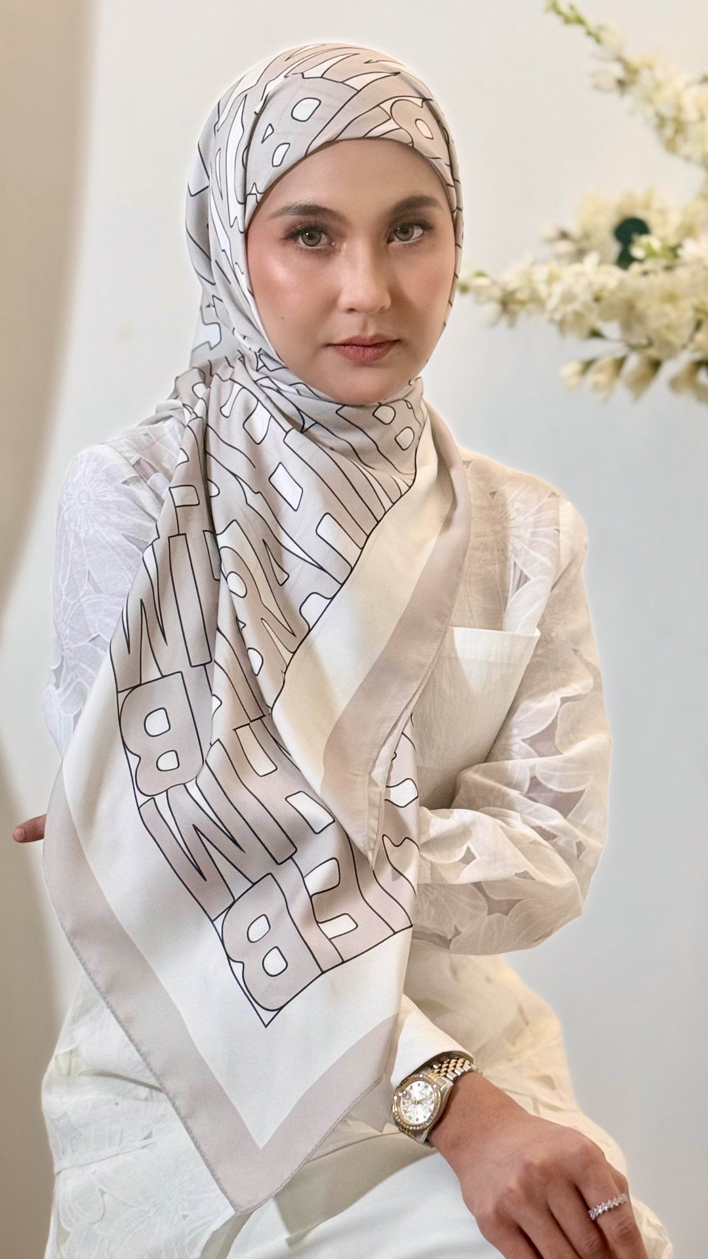 MONTSERA SCARF - SAND GREY