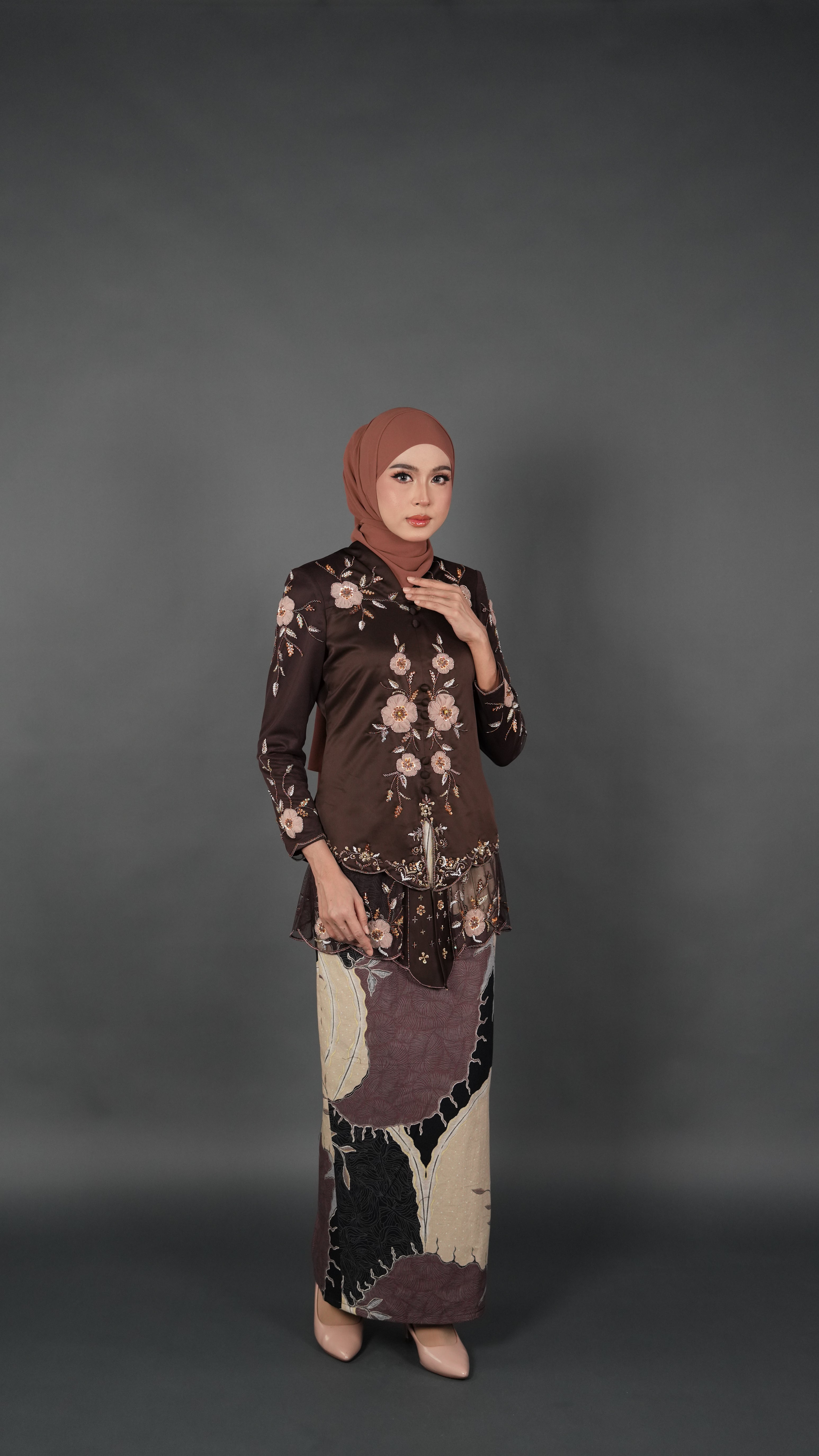 TEJA BATIK D1 - RICH BROWN