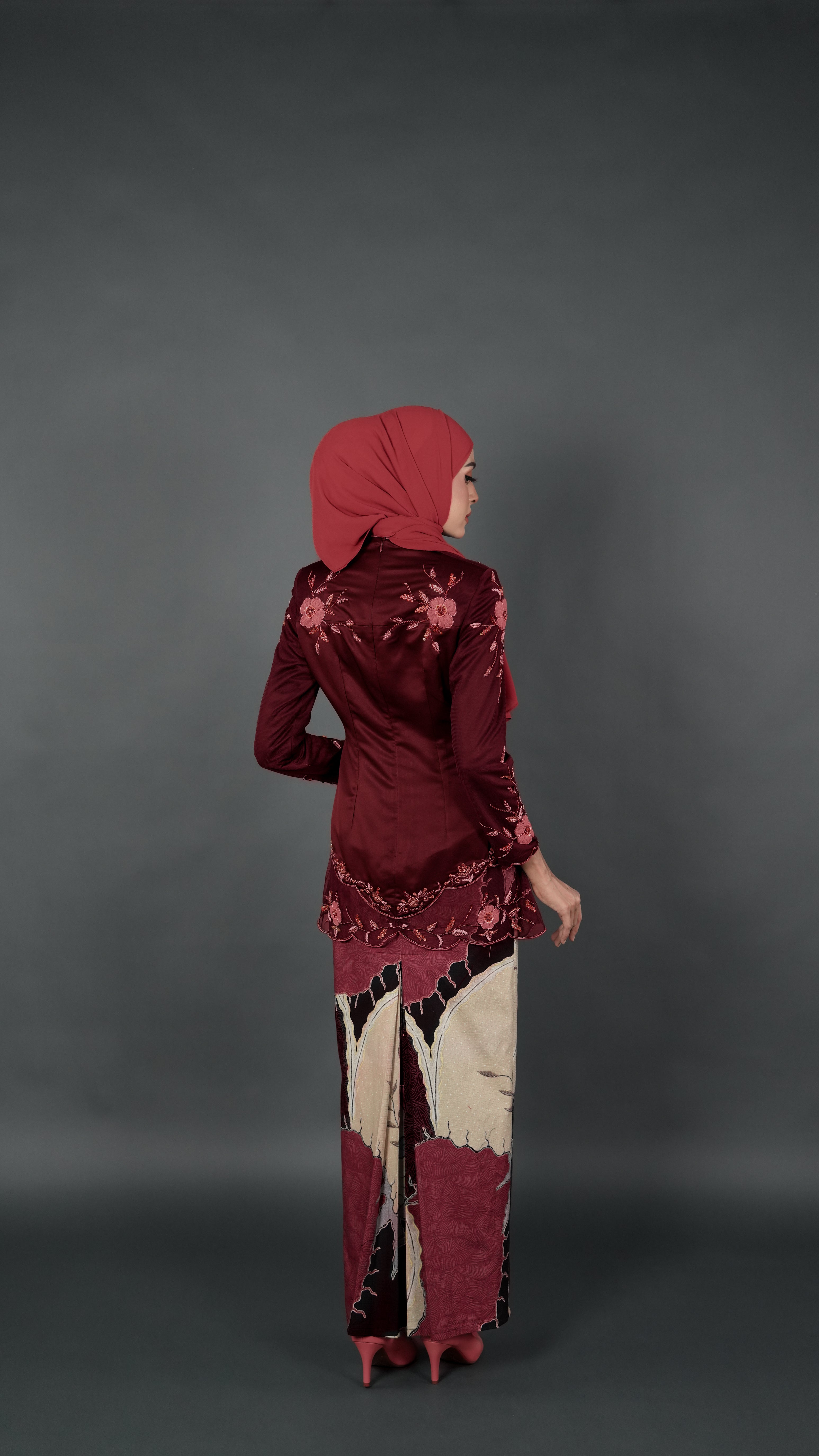 TEJA BATIK D1 - CRIMSON RED