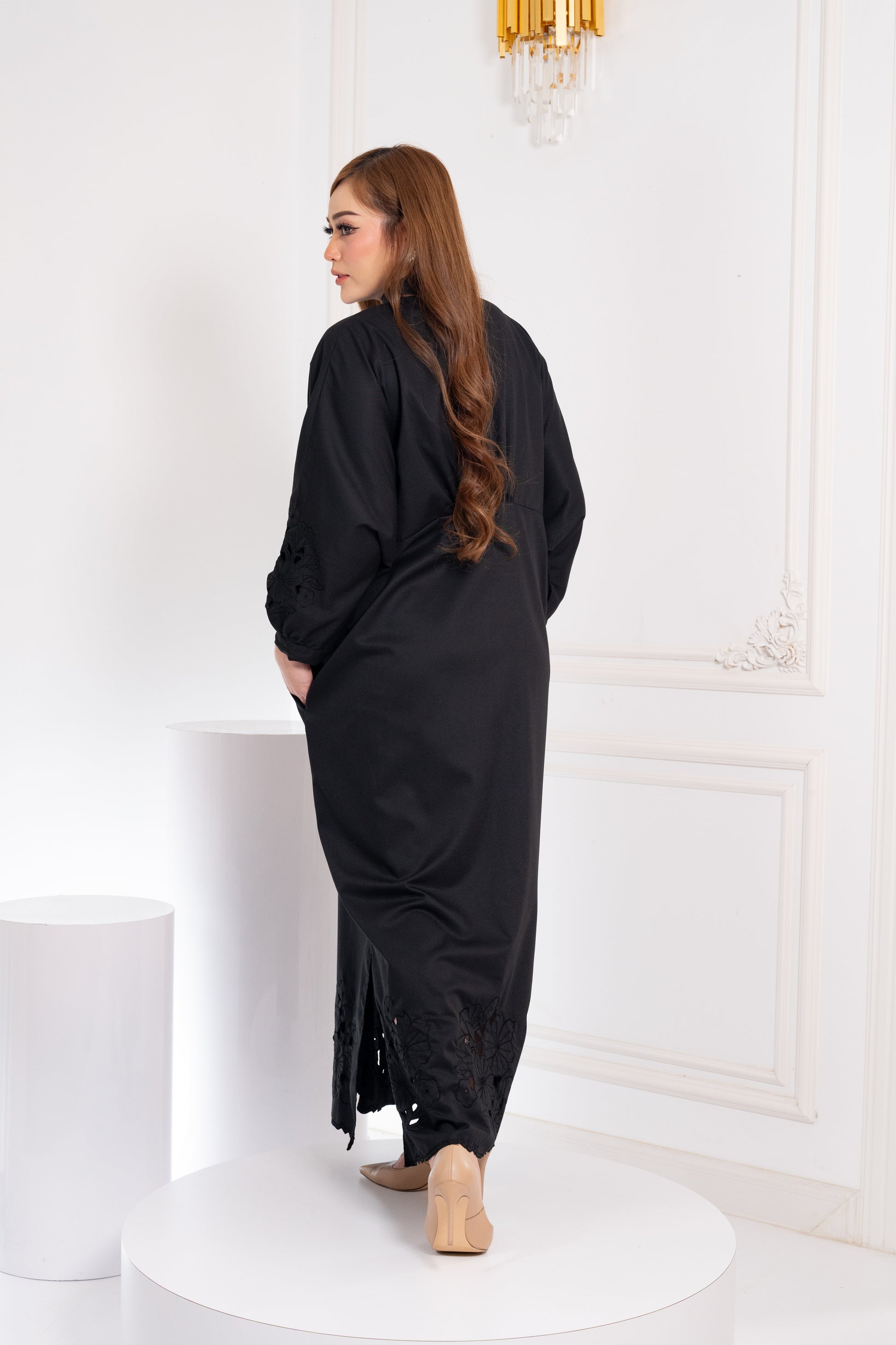 ZAHRA SERIES IN BLACK