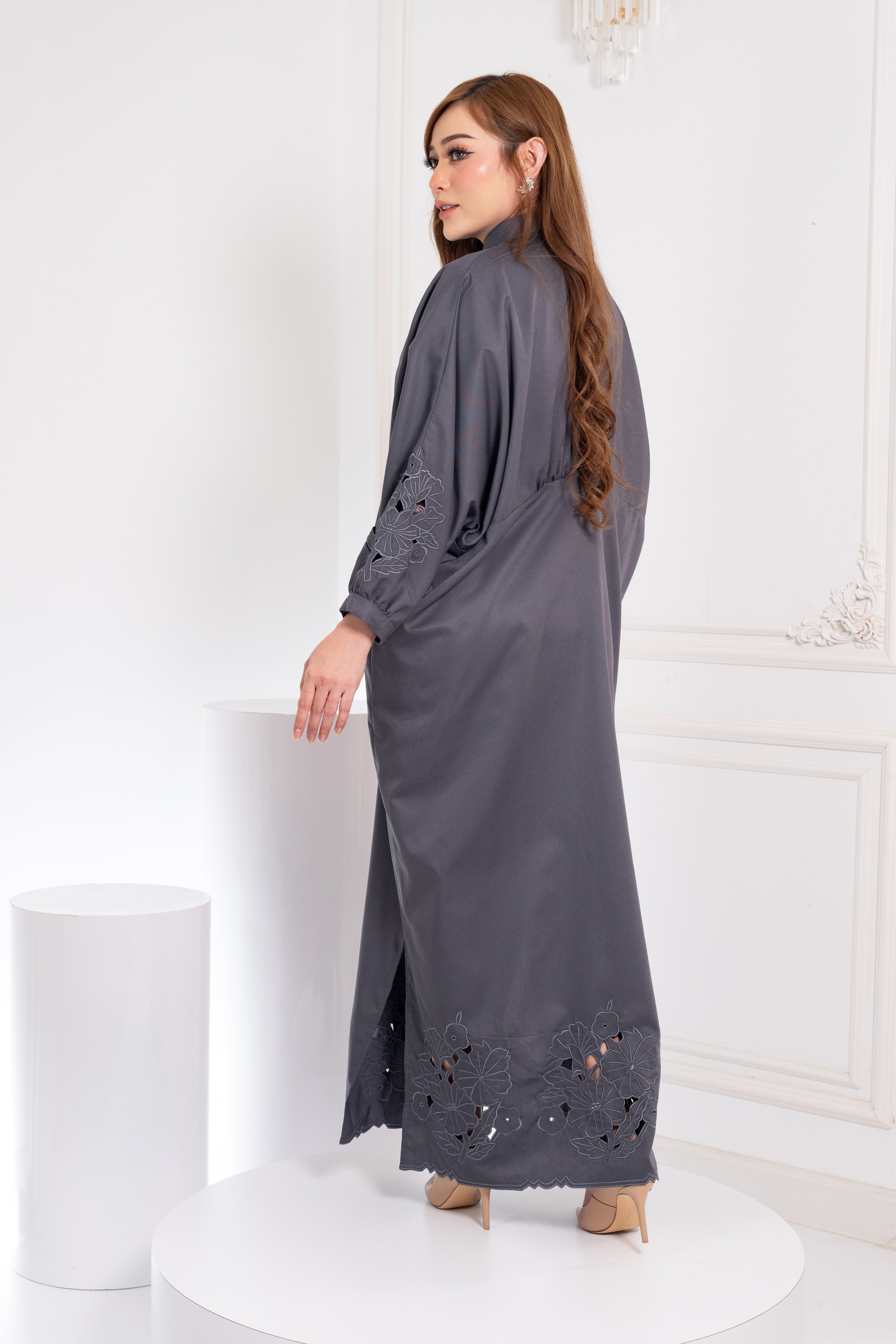 ZAHRA SERIES IN STEEL GREY