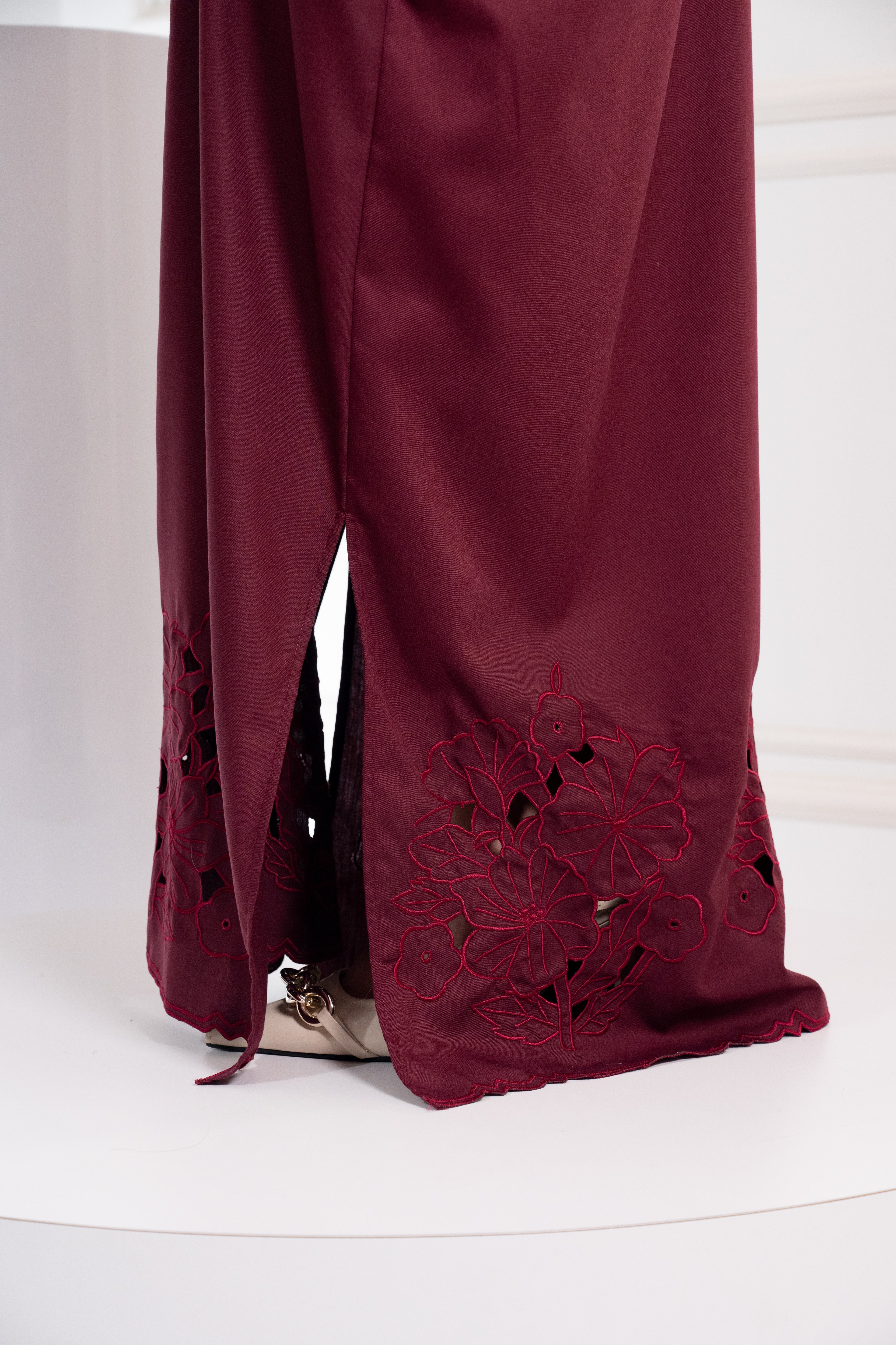 ZAHRA SERIES IN CHERRY RED