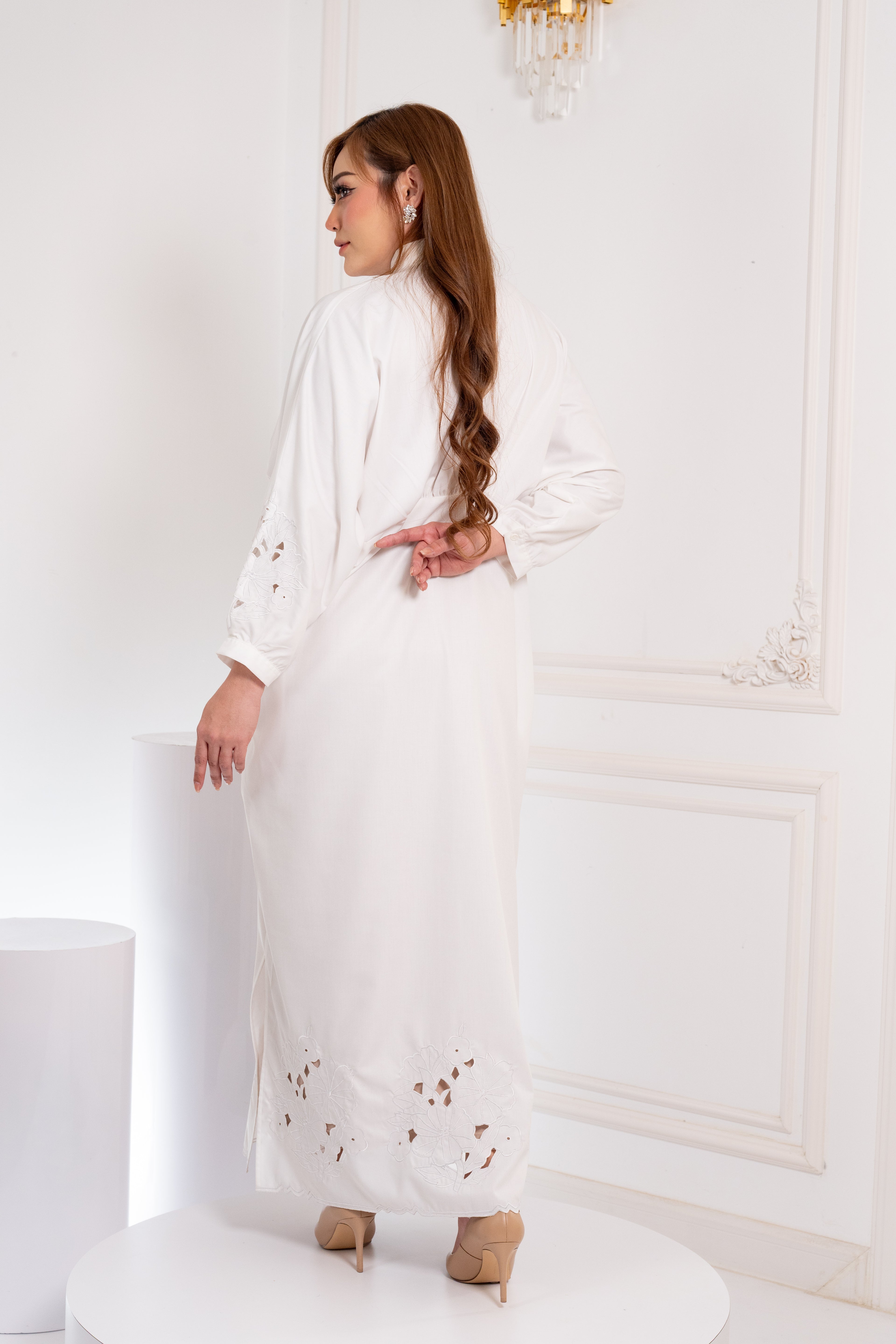 ZAHRA SERIES IN DOVE WHITE